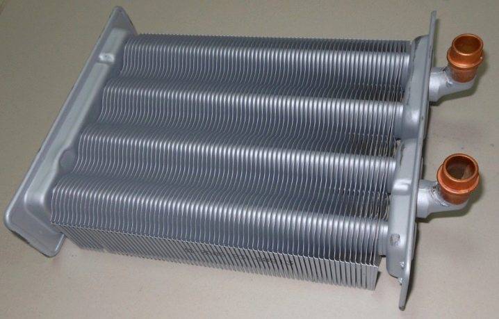 Rinçage de l'échangeur de chaleur de la chaudière à gaz: méthodes de nettoyage et moyens d'élimination des dépôts minéraux