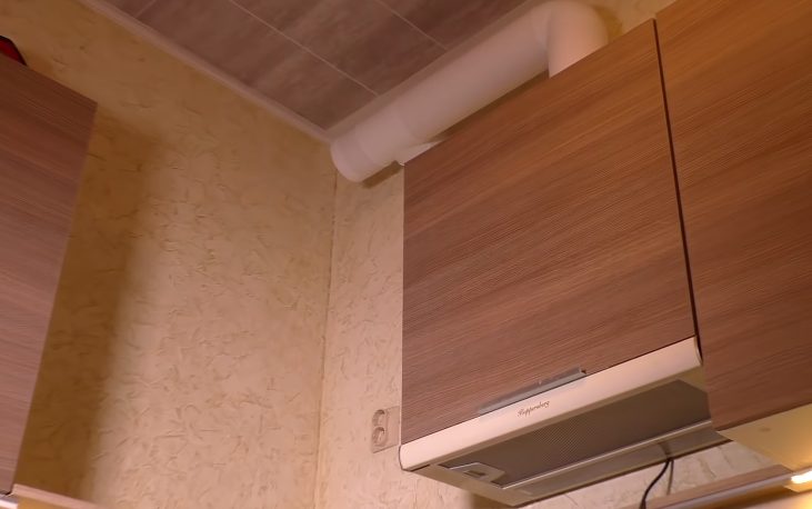 Hottes encastrées dans le meuble des meilleures usines : dimensions, installation, prix