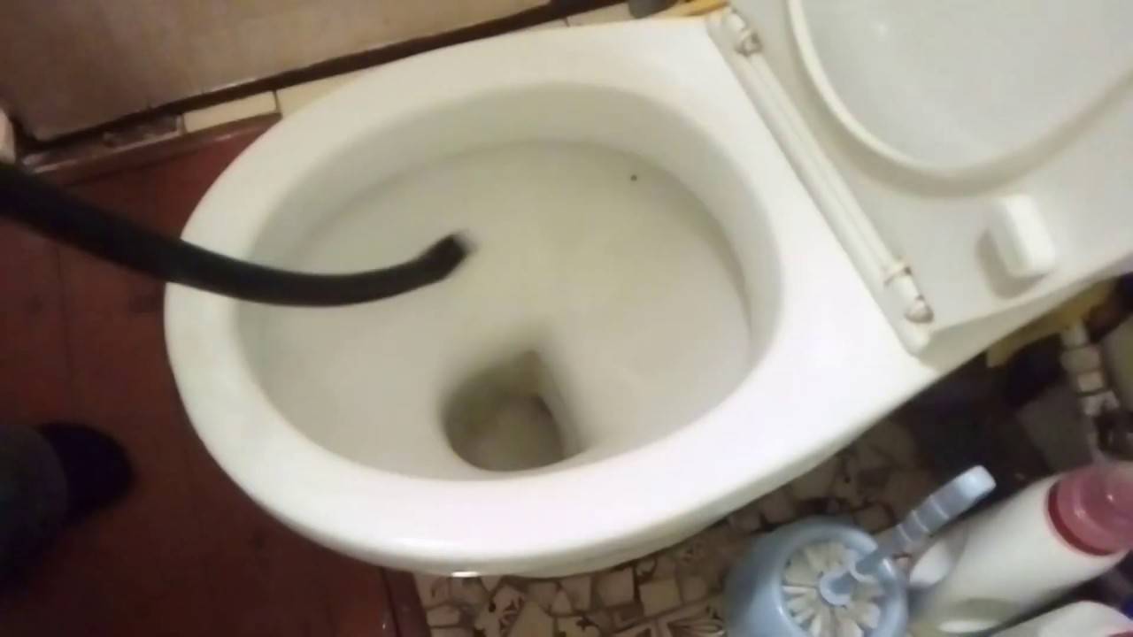 25 façons de nettoyer les toilettes vous-même à la maison