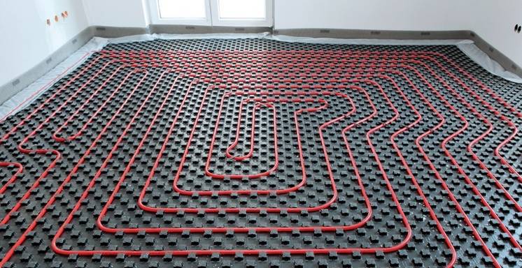 Chauffage au sol électrique ou chauffage au sol à eau - ce qui est mieux, comparaison
