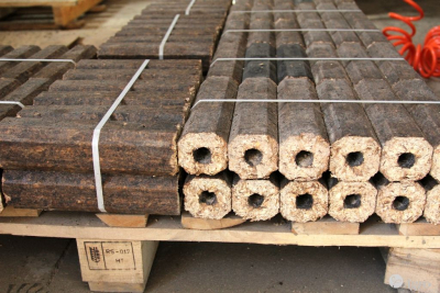 Examen des briquettes de combustible Pini Kay avec avis d'utilisateurs