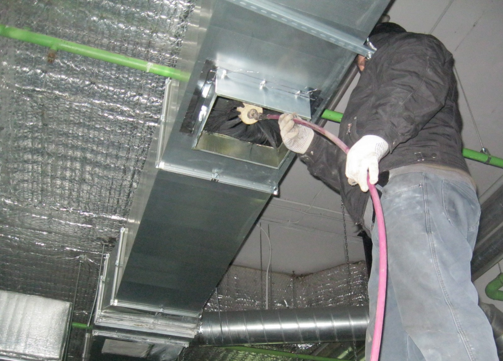 Comment nettoyer soi-même la ventilation de l'appartement