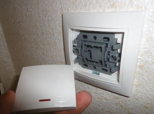 Comment démonter un interrupteur pour réparation ou remplacement