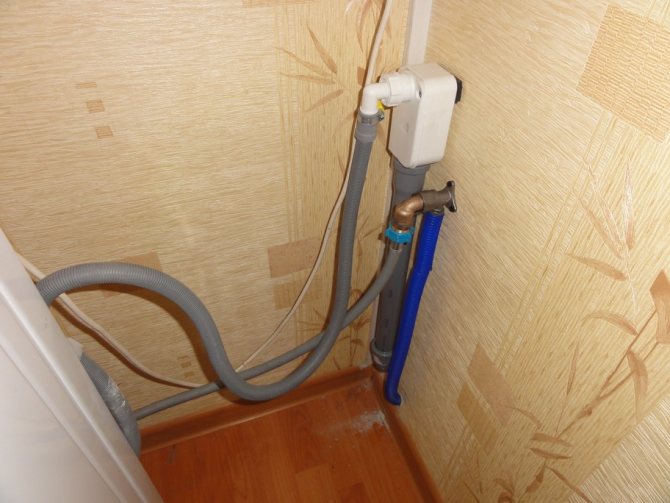 Siphon pour machine à laver: installation, types et appareil