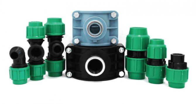 Comment faire l'approvisionnement en eau d'été dans le pays de vos propres mains