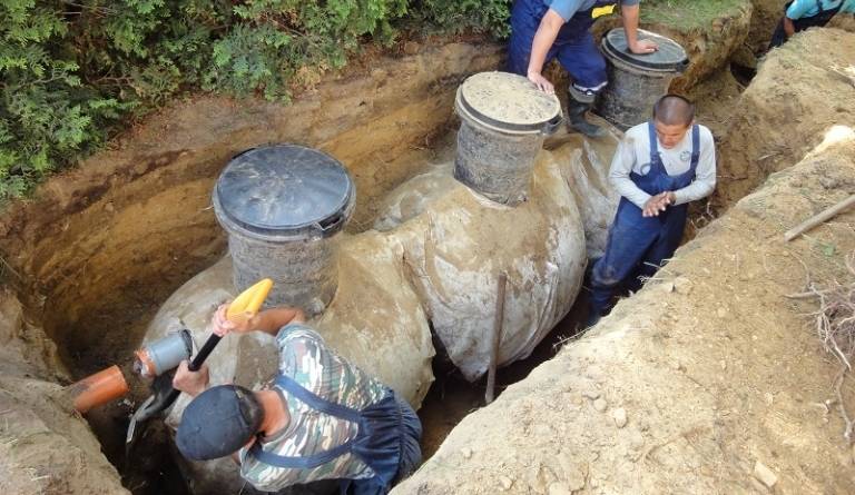 Aperçu des caractéristiques techniques des fosses septiques et stations d'épuration finlandaises d'Uponor