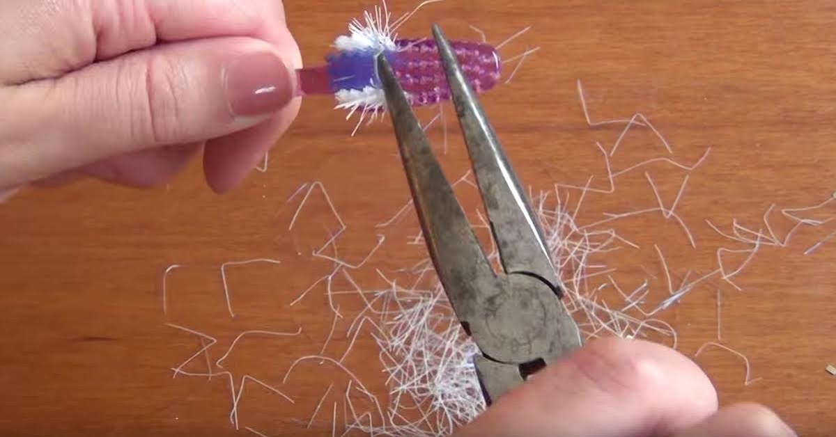 Comment se brosser les dents sans brosse à dents ni pâte, quels sont les remèdes populaires pour le nettoyage?