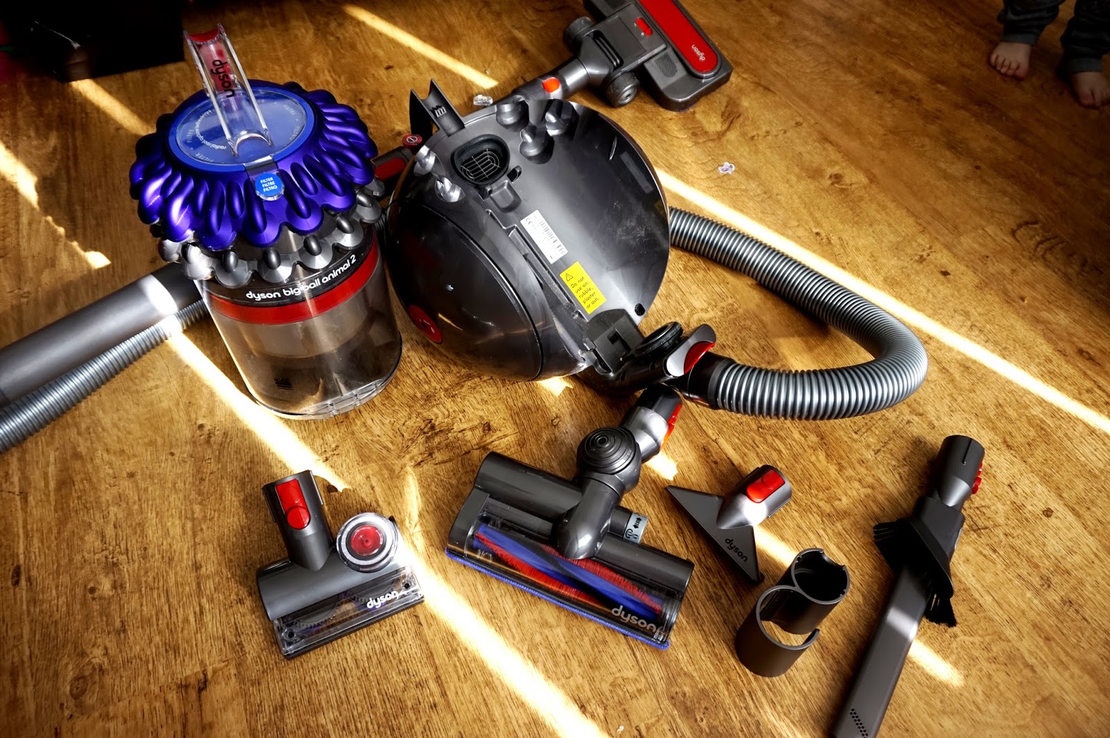 Aspirateurs Dyson : classement des 10 meilleurs modèles et conseils pour choisir
