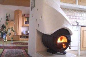 Nous assemblons le poêle à bois Buleryan de nos propres mains