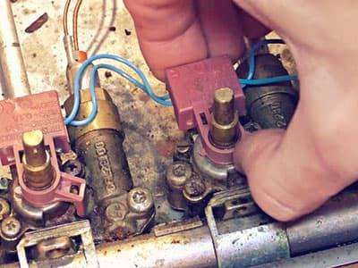 Pourquoi le tuyau de gaz est électrique: causes et moyens de résoudre le problème