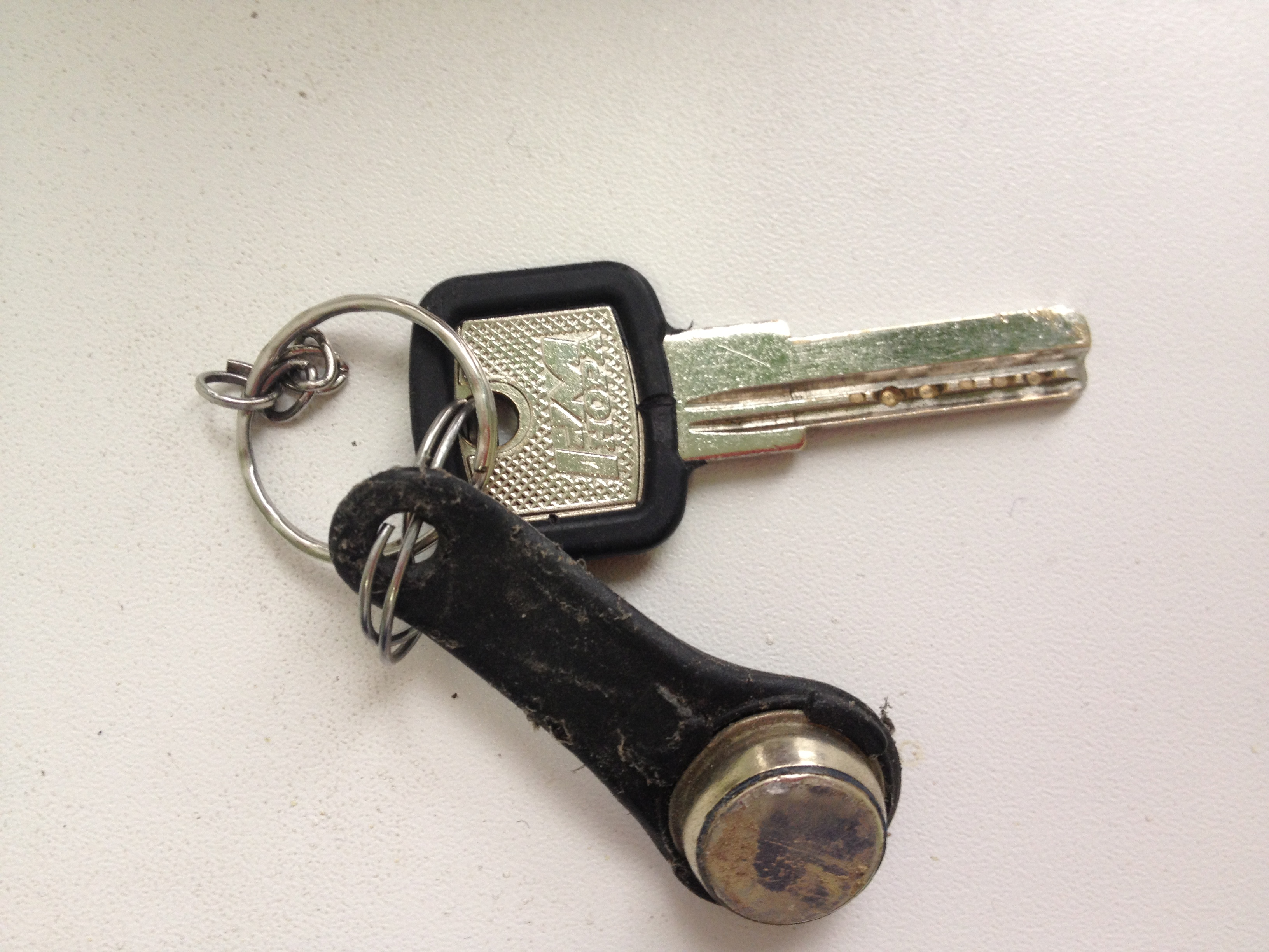 Le principe de fonctionnement de la clé d'interphone: appareil et types de clés