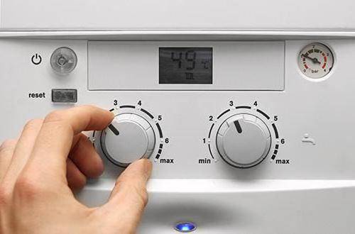 Consommation de gaz pour chauffer une maison de 100 m² : particularités des calculs pour le gaz liquéfié et naturel + exemples avec formules