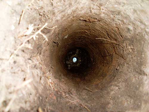 Comment choisir des tuyaux pour un puits - une comparaison des options en acier, en plastique et en amiante-ciment