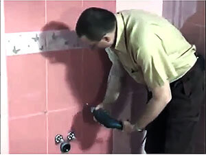 Comment installer soi-même un évier tulipe: une instruction étape par étape