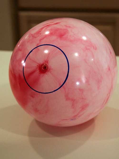 7 façons de fabriquer un lustre design à partir de choses toujours à portée de main