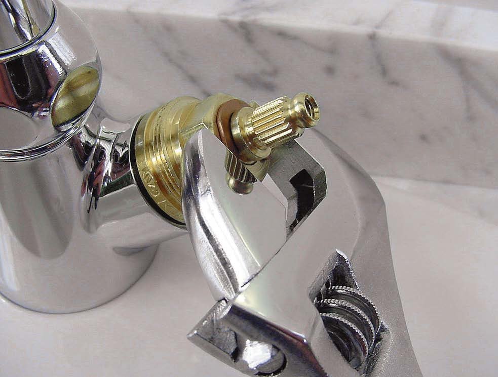 Installer un robinet de salle de bain : un guide d'installation étape par étape