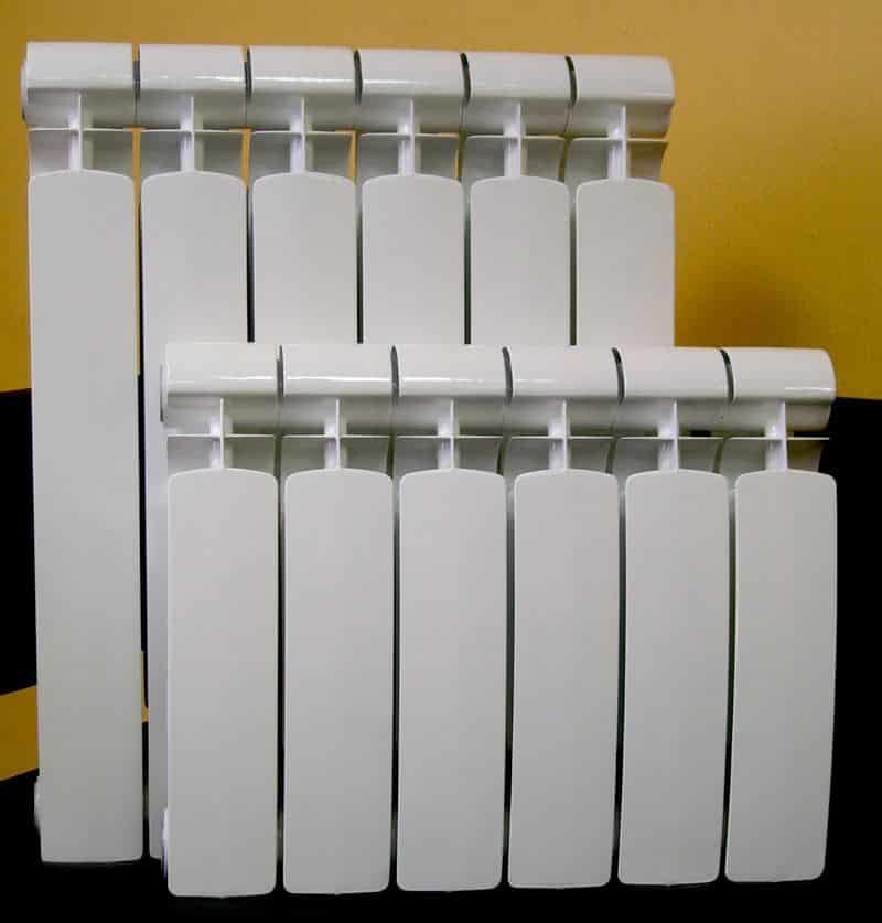 Quelle est la meilleure comparaison des radiateurs bimétalliques ou en acier - avantages et inconvénients