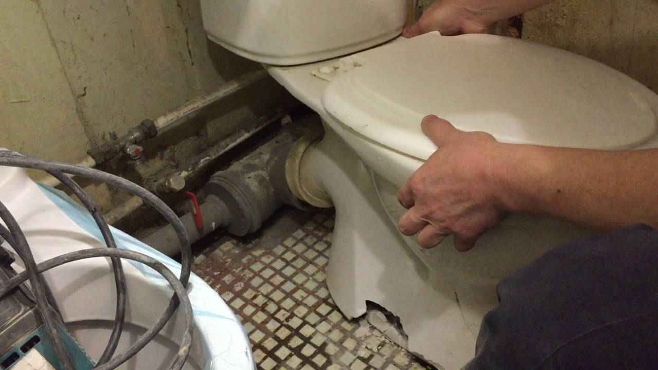 Installation de toilettes à faire soi-même