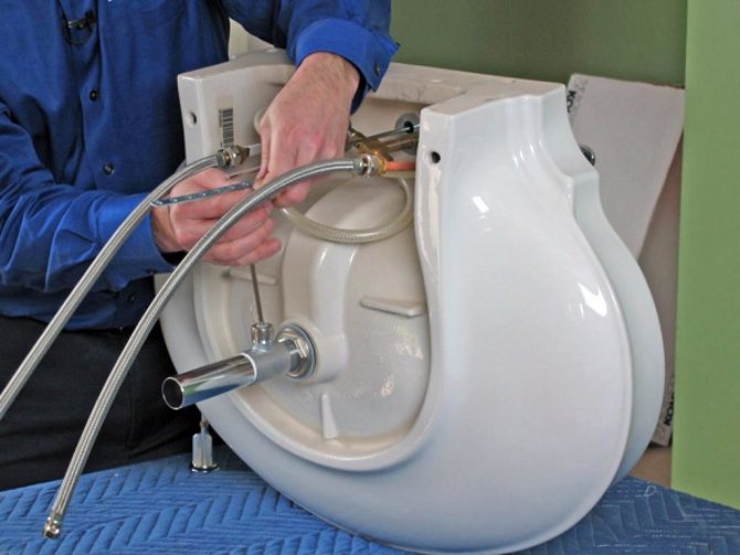 Auto-installation de l'évier dans le comptoir - analyse de la technologie des travaux d'installation