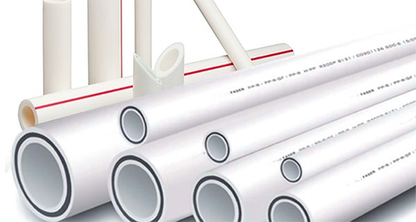 5 inconvénients graves des tuyaux en plastique pour l'approvisionnement en eau et le chauffage