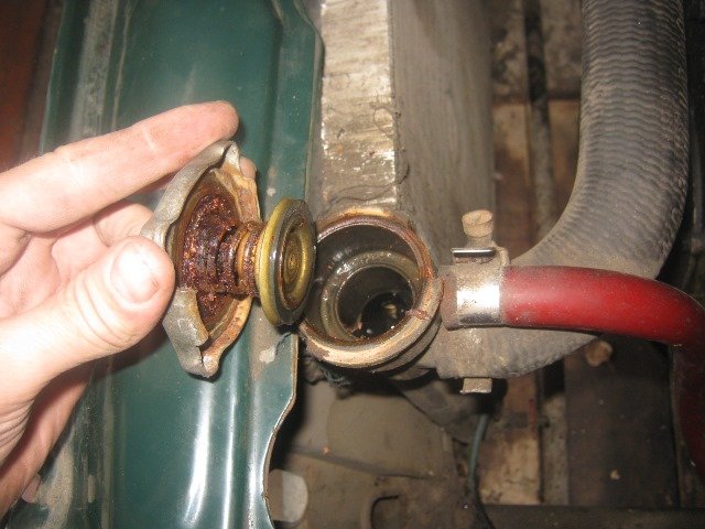 Fuite d'un radiateur de chauffage en aluminium : comment y remédier soi-même