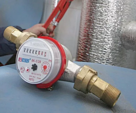 Le compteur tourne quand les voisins ouvrent l'eau froide