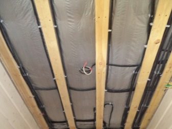 Caractéristiques de la pose des communications dans une maison à ossature