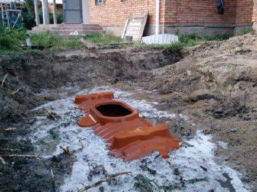 Aperçu des caractéristiques techniques des fosses septiques et stations d'épuration finlandaises d'Uponor