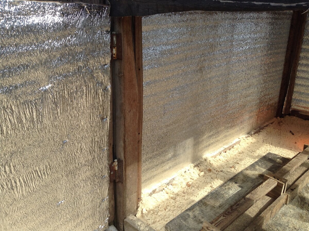 Comment isoler un poulailler pour l'hiver de vos propres mains