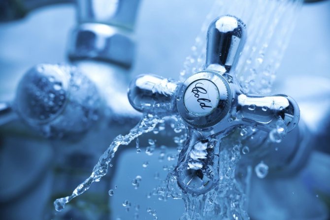 Comment payer l'eau au compteur : les spécificités du calcul de la consommation d'eau + analyse des modes de paiement