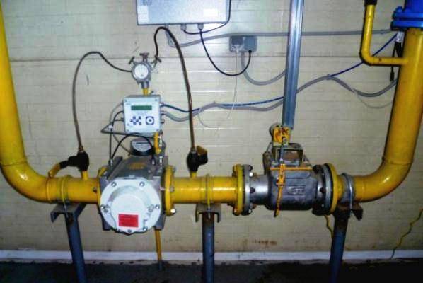 Pression dans le système d'alimentation en eau d'une maison privée: spécificités des systèmes autonomes + moyens de normaliser la pression