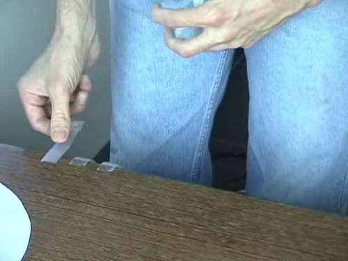 Un moyen facile de percer le plafond sans poussière