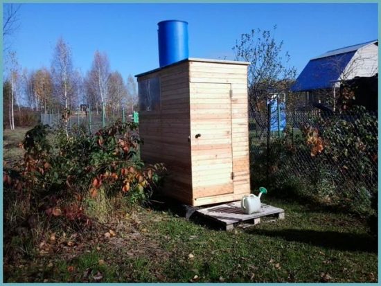 Comment faire une douche d'été de vos propres mains: schémas de conceptions courantes