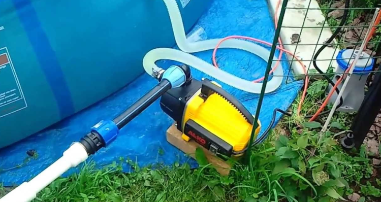 Filtre à sable fait maison pour la piscine : nous le concevons et le connectons nous-mêmes