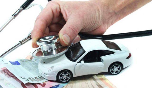 Pourquoi le réfrigérateur cogne : recherche des causes et des méthodes pour éliminer les cognements