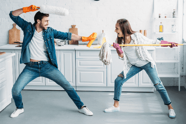 9 façons d'utiliser du sel ordinaire lors du nettoyage au lieu de produits chimiques ménagers coûteux