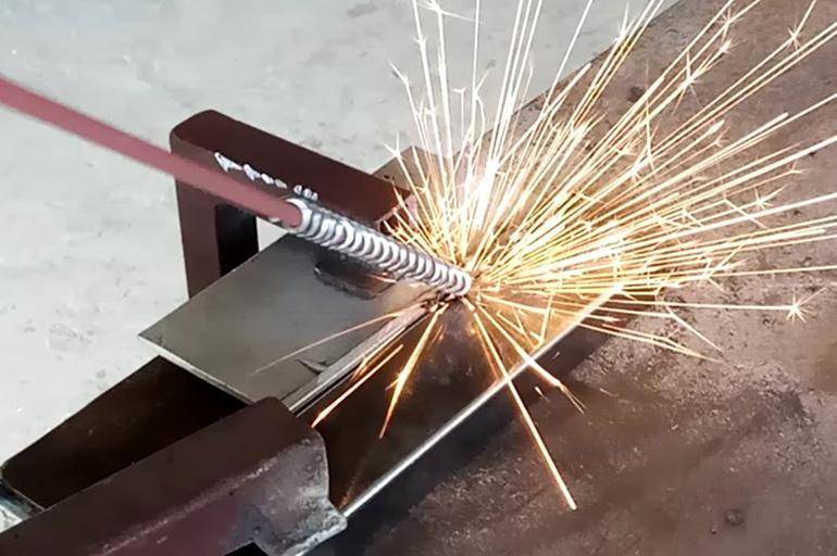 Comment souder par soudage : un guide complet pour les débutants