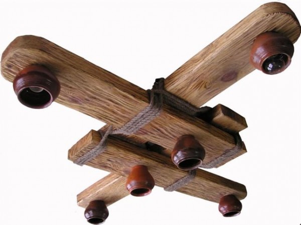 7 façons de fabriquer un lustre design à partir de choses toujours à portée de main