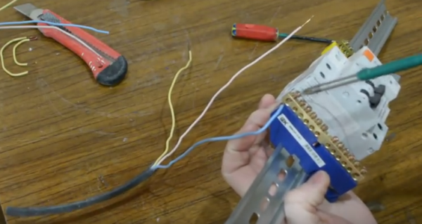 Comment connecter une machine différentielle : schémas de connexion possibles + instructions étape par étape