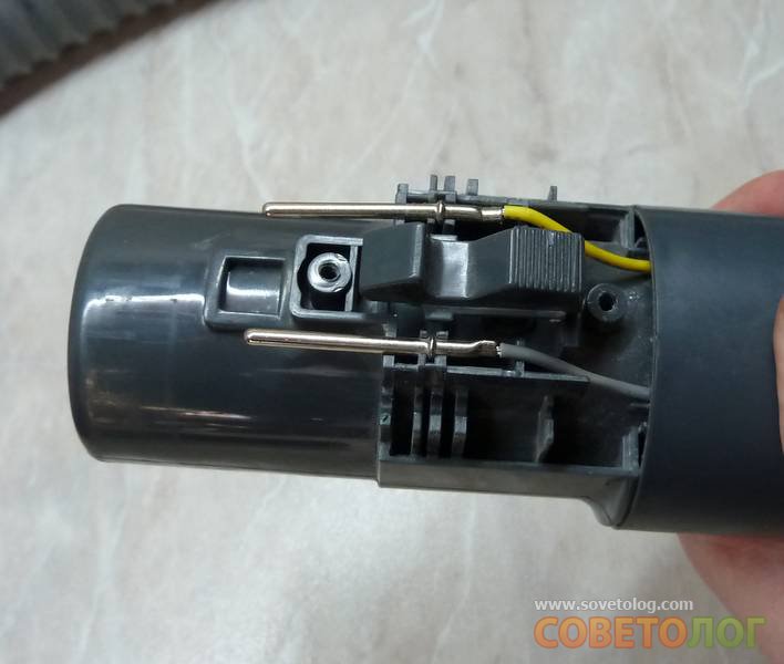 Comment réparer un tuyau d'aspirateur : causes des dommages + méthodes d'auto-réparation