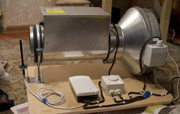 Décapeur thermique DIY : une brève analyse des 3 modèles les plus populaires