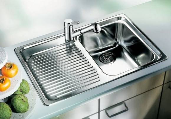 Évier en céramique pour la cuisine: types, aperçu des fabricants + que rechercher lors du choix