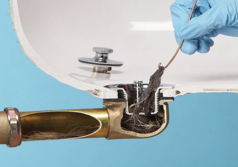 Débloquer votre évier de cuisine - 8 façons simples de nettoyer votre évier de cuisine