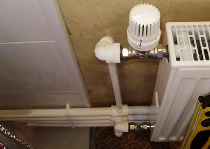 Tête thermique pour radiateur de chauffage: types, principe de fonctionnement + règles d'installation