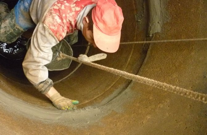 Joint hydraulique pour sceller les fuites dans le béton : 3 caractéristiques