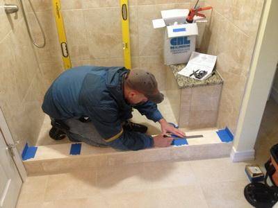 Installer une cabine de douche de vos propres mains: un exemple pas à pas de montage et de connexion