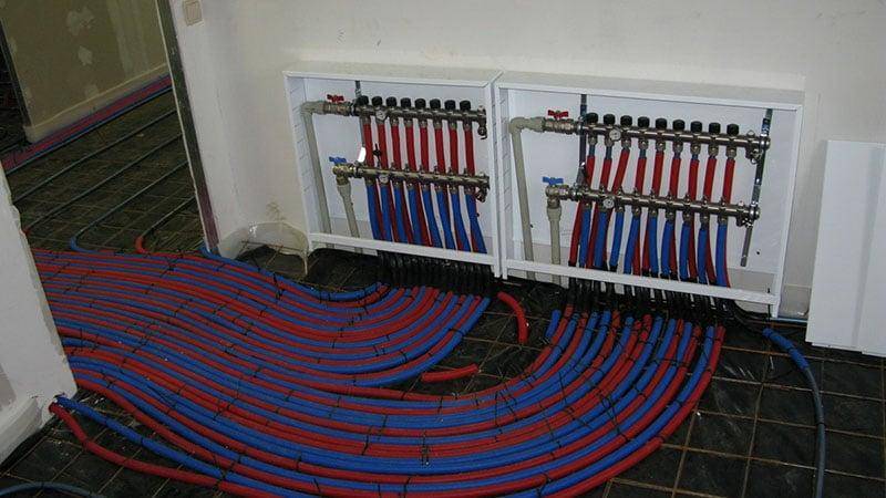 Quel sol chaud est préférable de mettre sous le carrelage: un aperçu comparatif des systèmes de chauffage