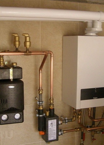 Chaudières murales à gaz à circuit unique et leurs variétés