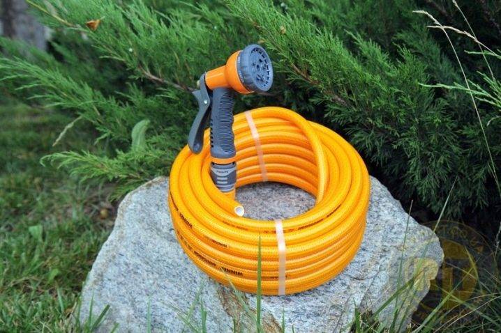 Buse pour tuyau d'irrigation : directives de sélection + aperçu des produits des marques populaires