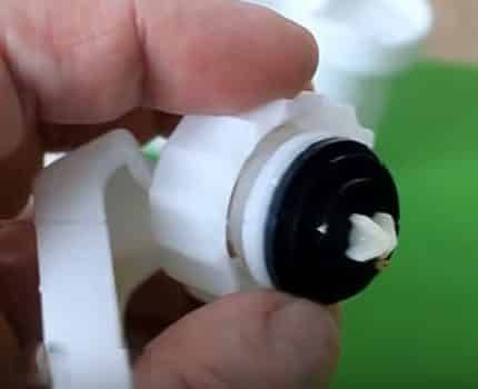 Comment réparer une installation de toilettes : pannes courantes et comment les réparer